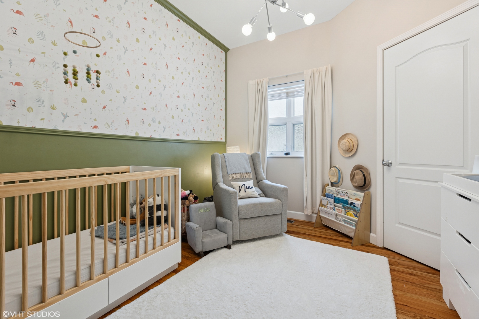 2300 W Armitage Avenue Unit: 7