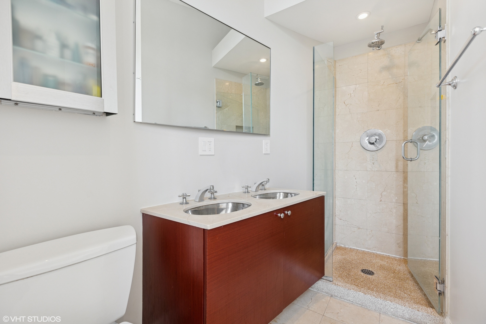 2300 W Armitage Avenue Unit: 7