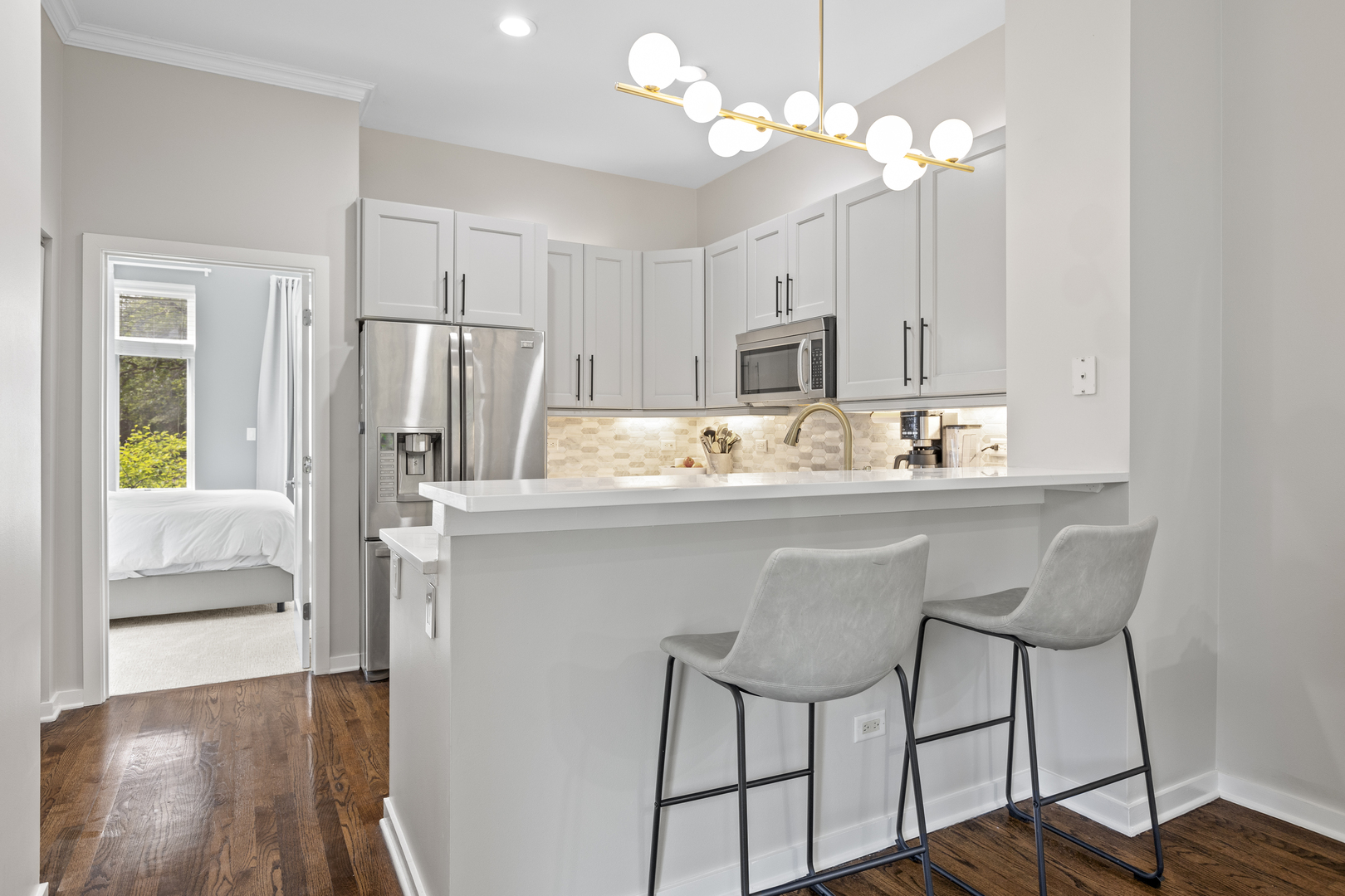 1701 W George Street Unit: 62