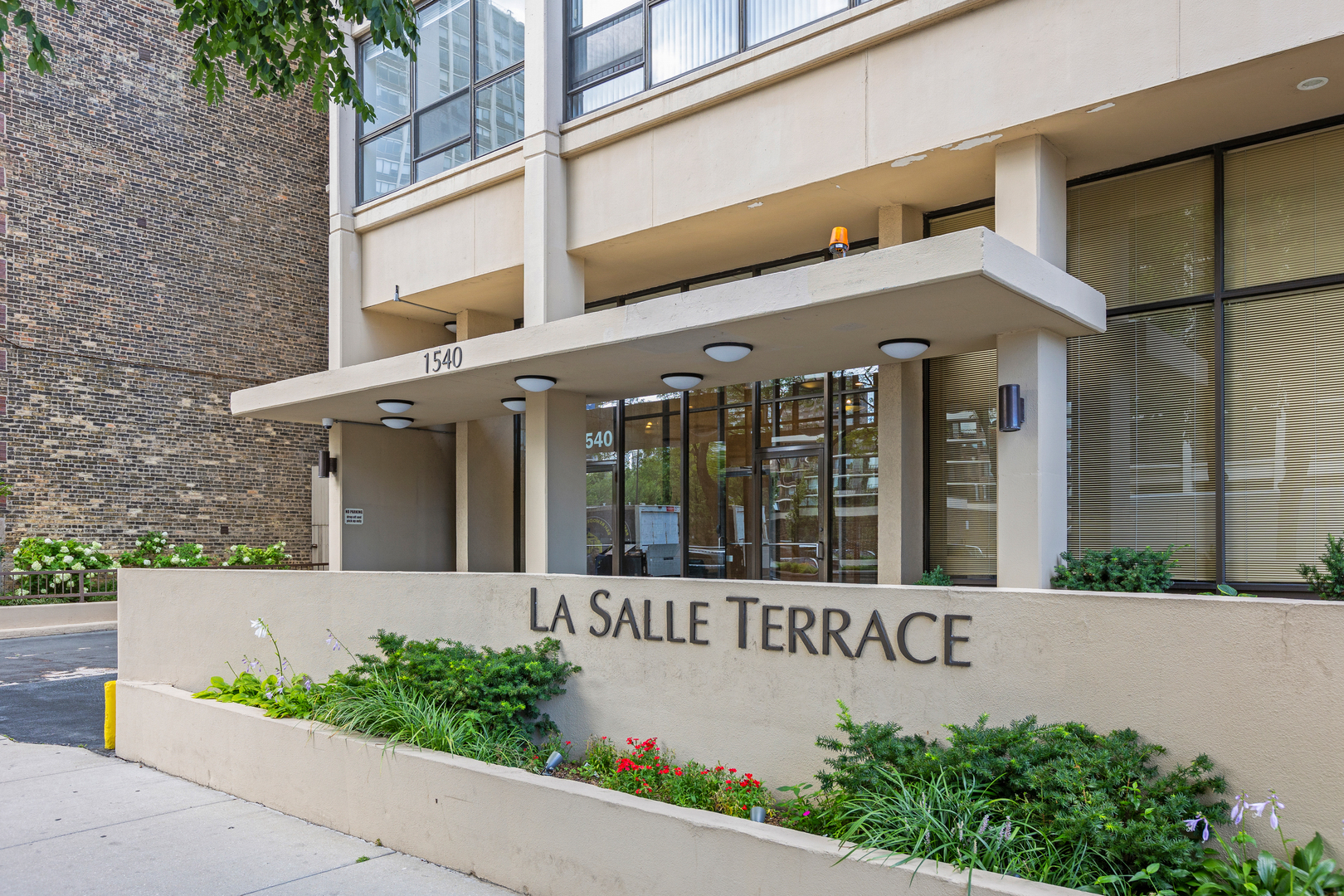 1540 N La Salle Drive Unit: 603