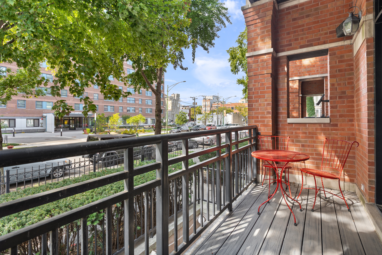 2729 N Sheffield Avenue Unit: 1S