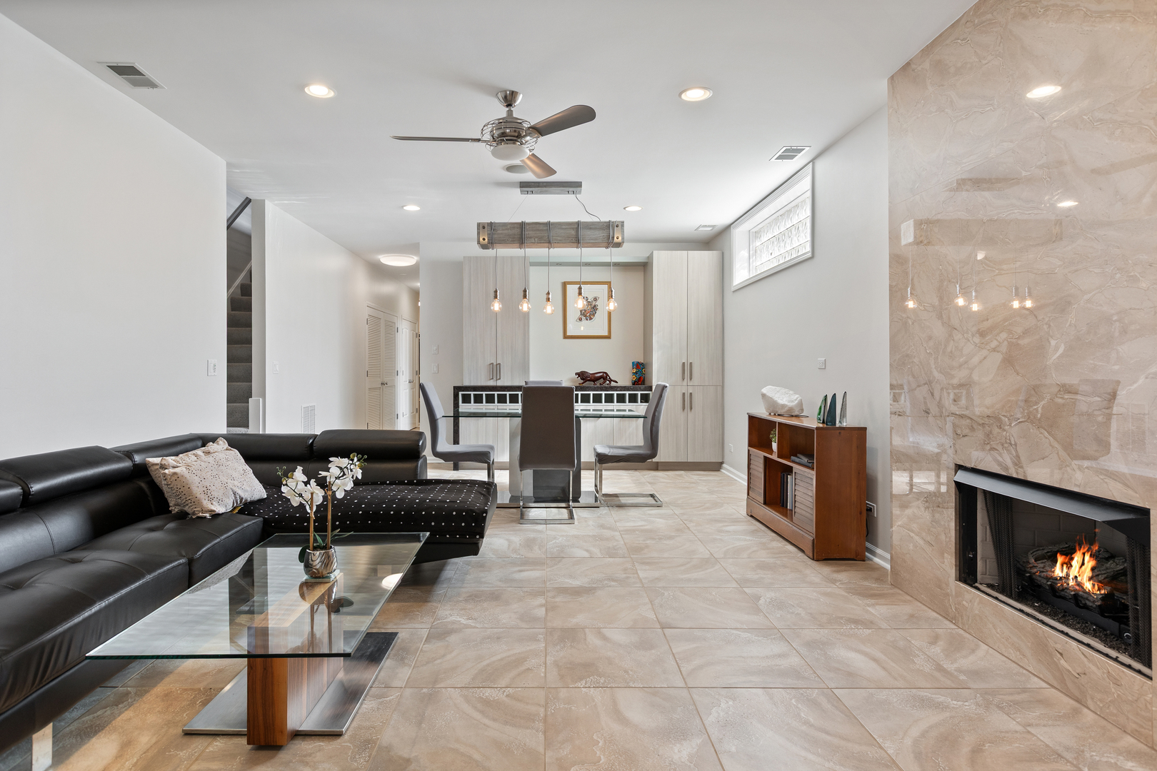 2729 N Sheffield Avenue Unit: 1S