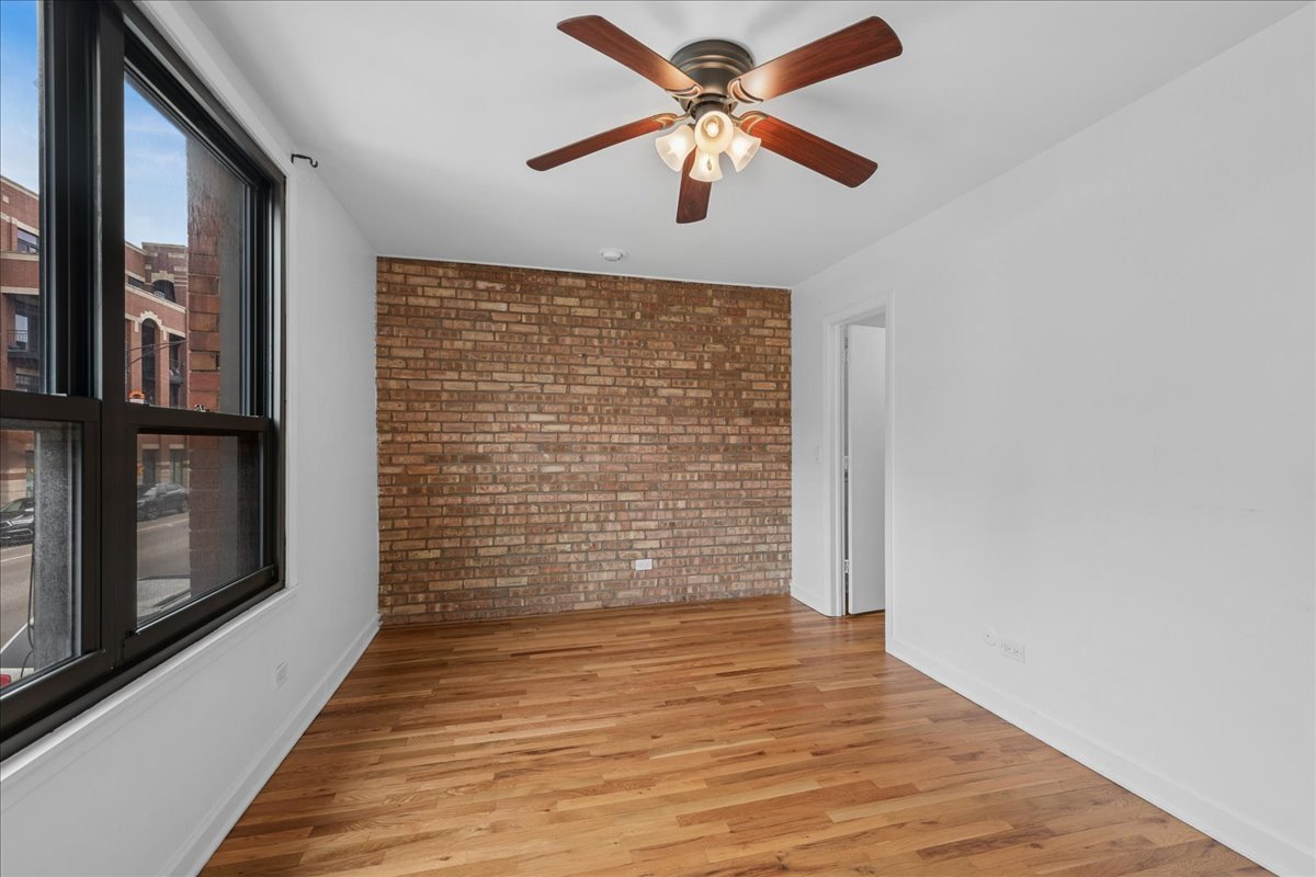 805 W Oakdale Avenue Unit: 1A