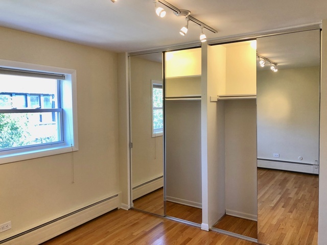 530 W Barry Avenue Unit: 4H