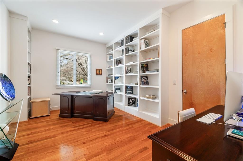 4835 Merlendale Court