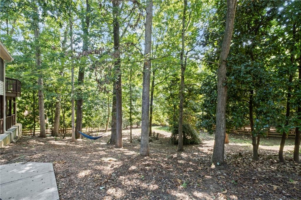 925 Ferncroft Court