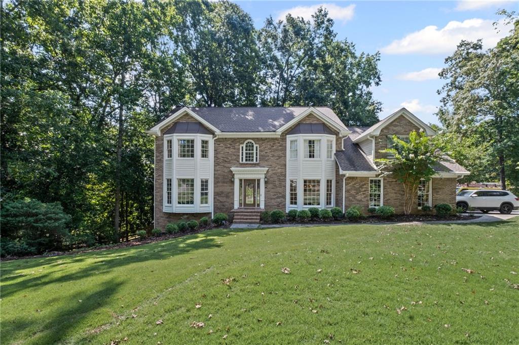 925 Ferncroft Court