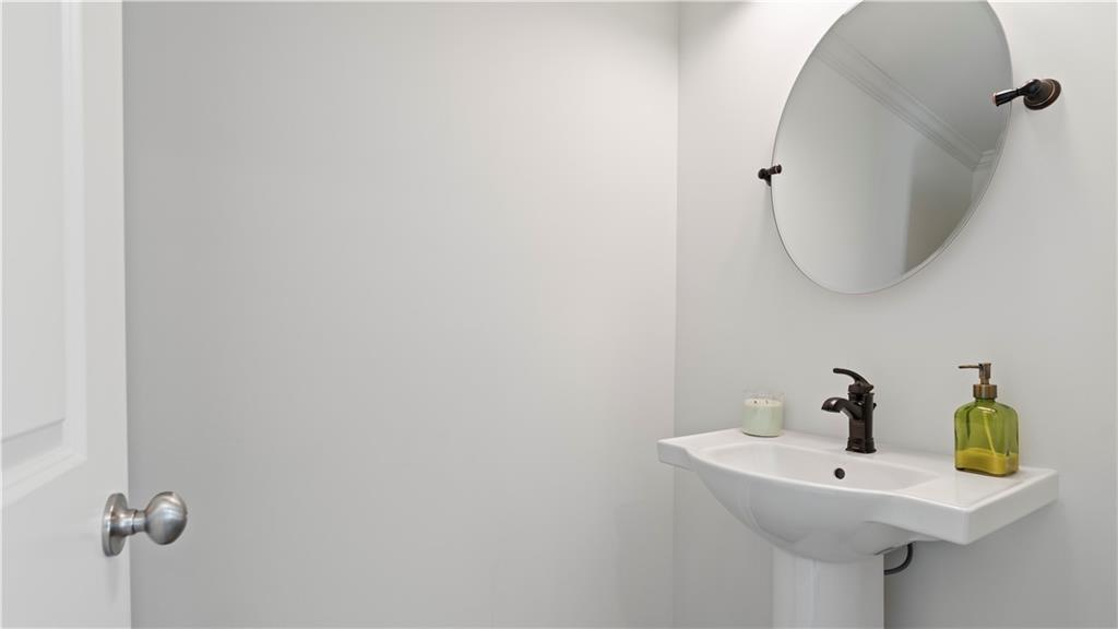 2801 Sanford Road SE