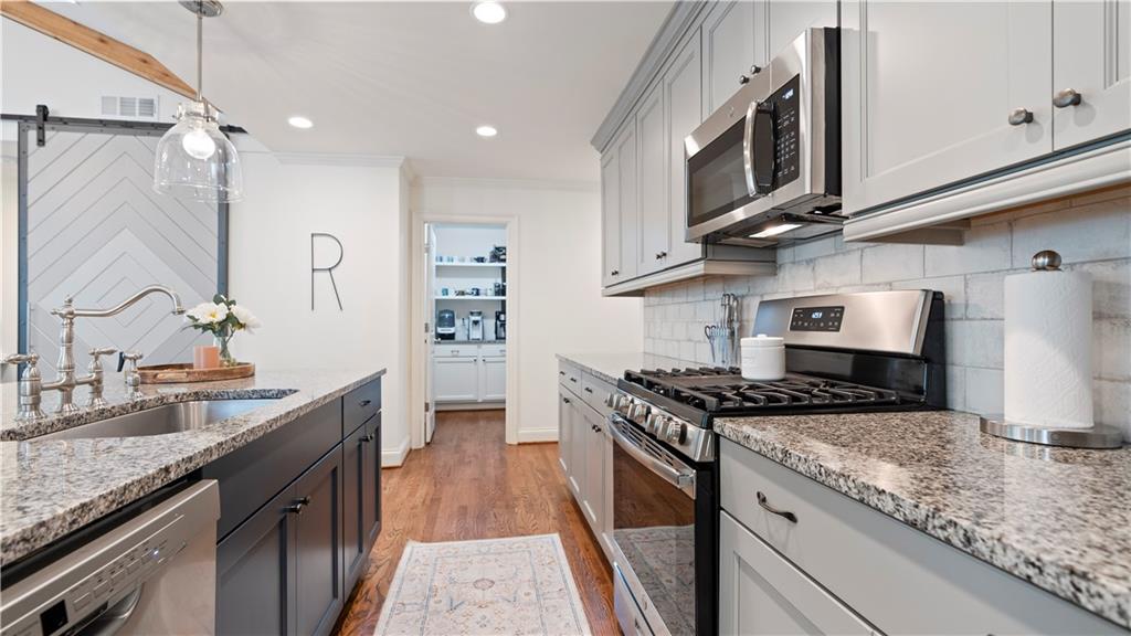 2801 Sanford Road SE