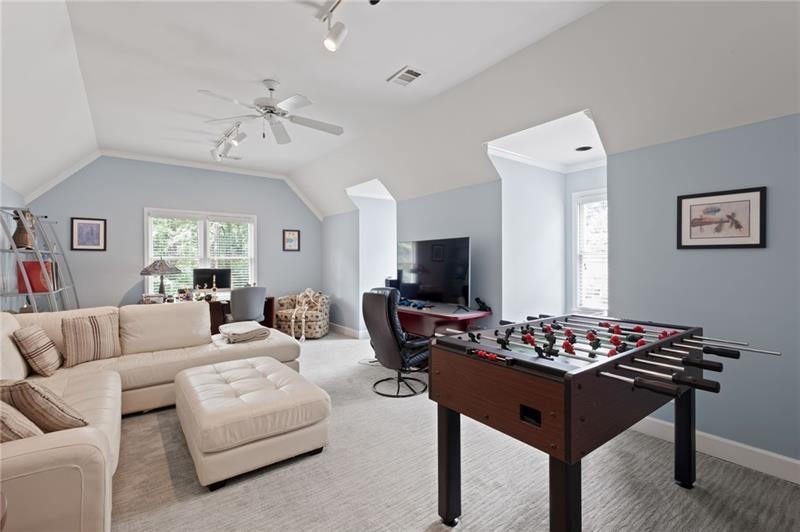 205 Powers Cove