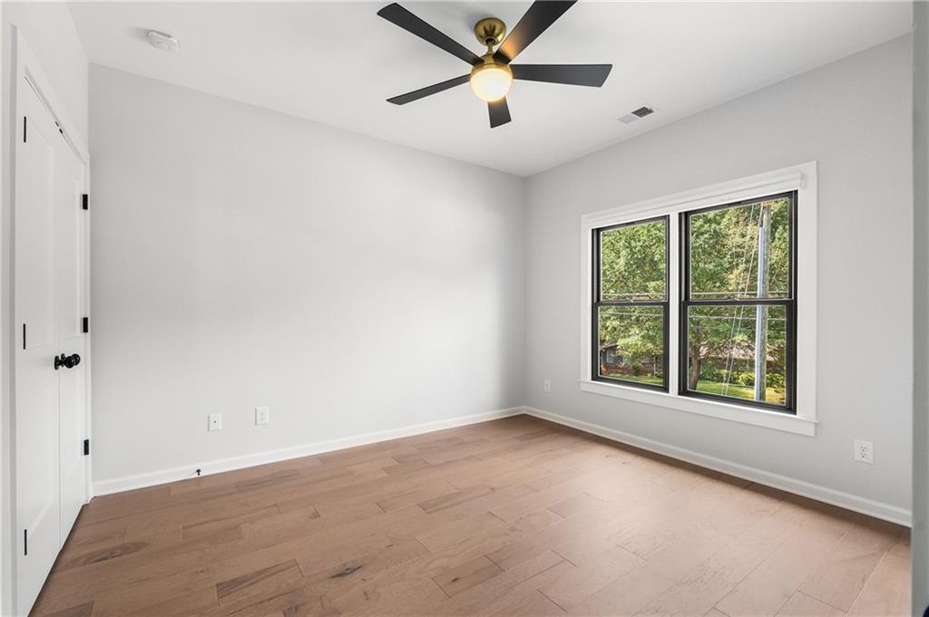 3933 N Cooper Lake Road SE