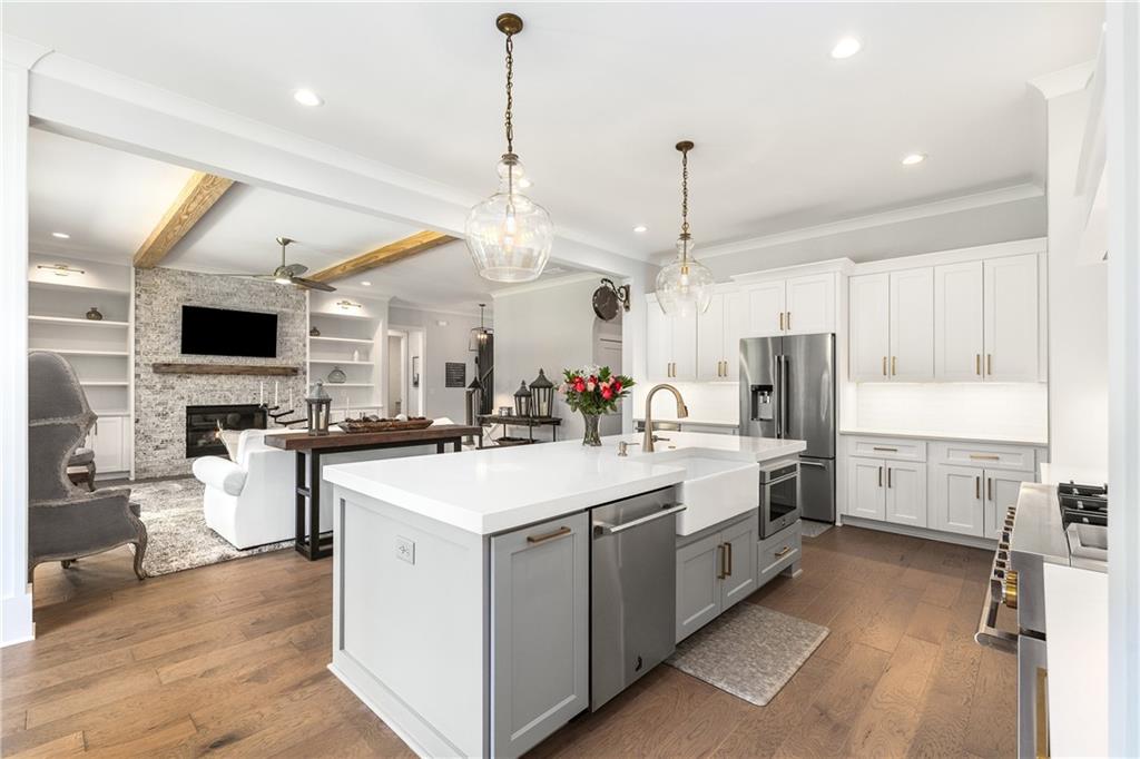 3933 N Cooper Lake Road SE