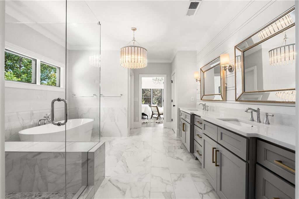 3933 N Cooper Lake Road SE