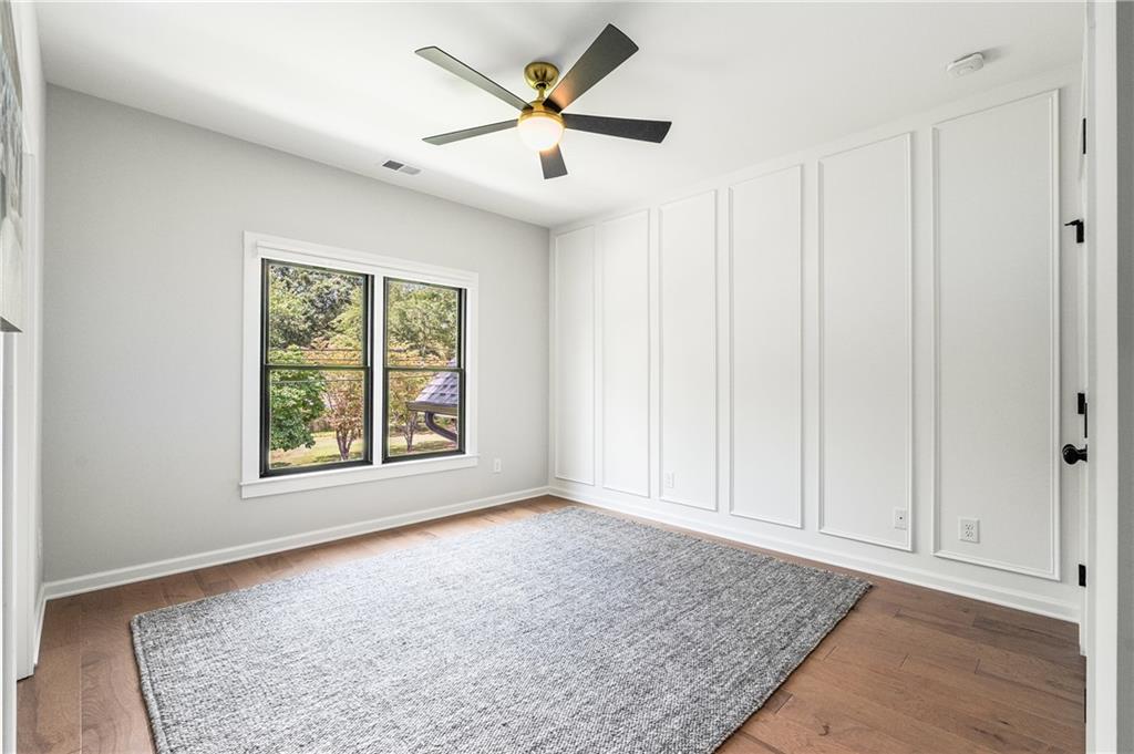 3933 N Cooper Lake Road SE