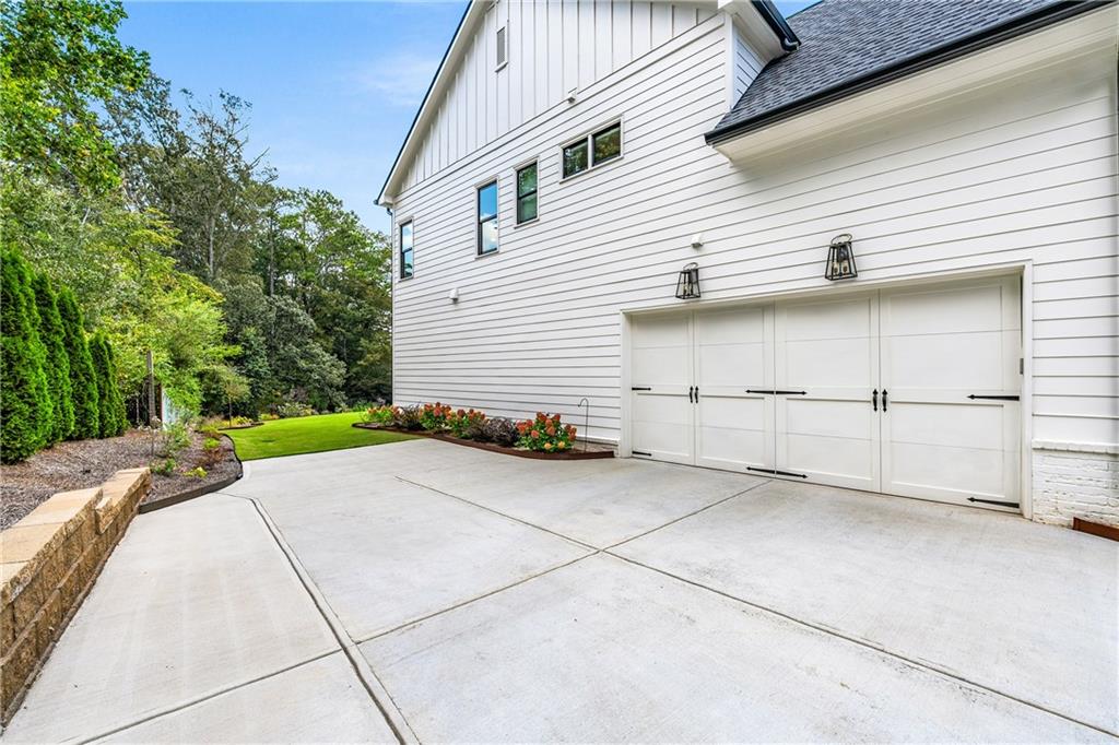 3933 N Cooper Lake Road SE