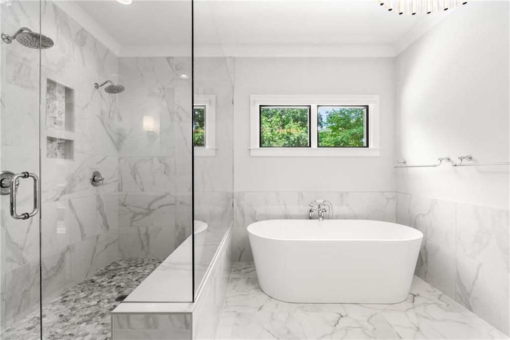 3933 N Cooper Lake Road SE