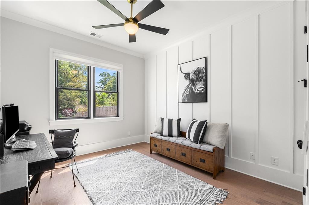 3933 N Cooper Lake Road SE