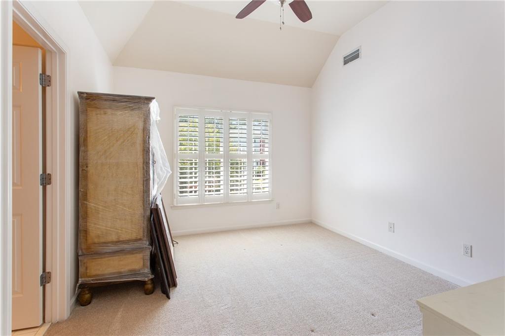 3522 Ivy Manor Road SE