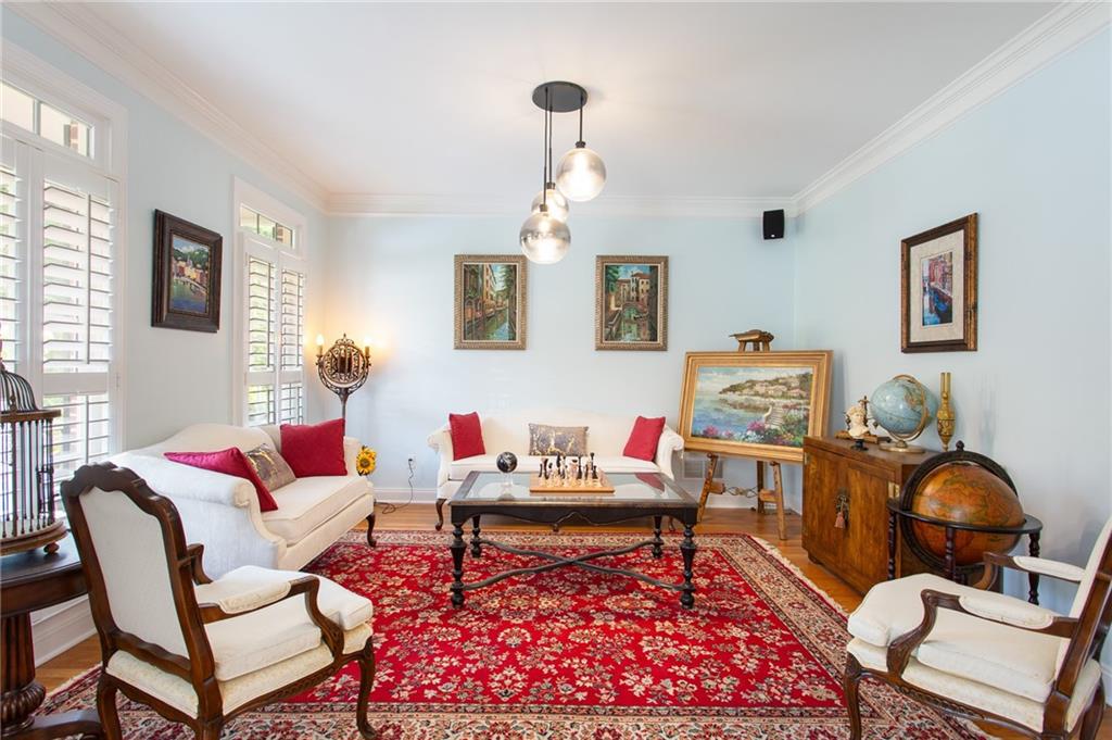 3522 Ivy Manor Road SE