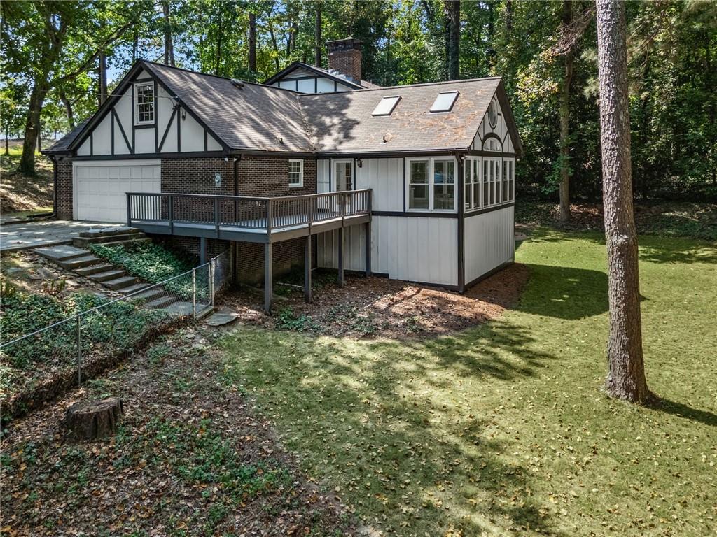 965 Heards Ferry Road