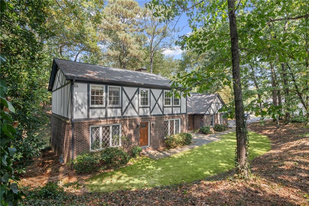 965 Heards Ferry Road