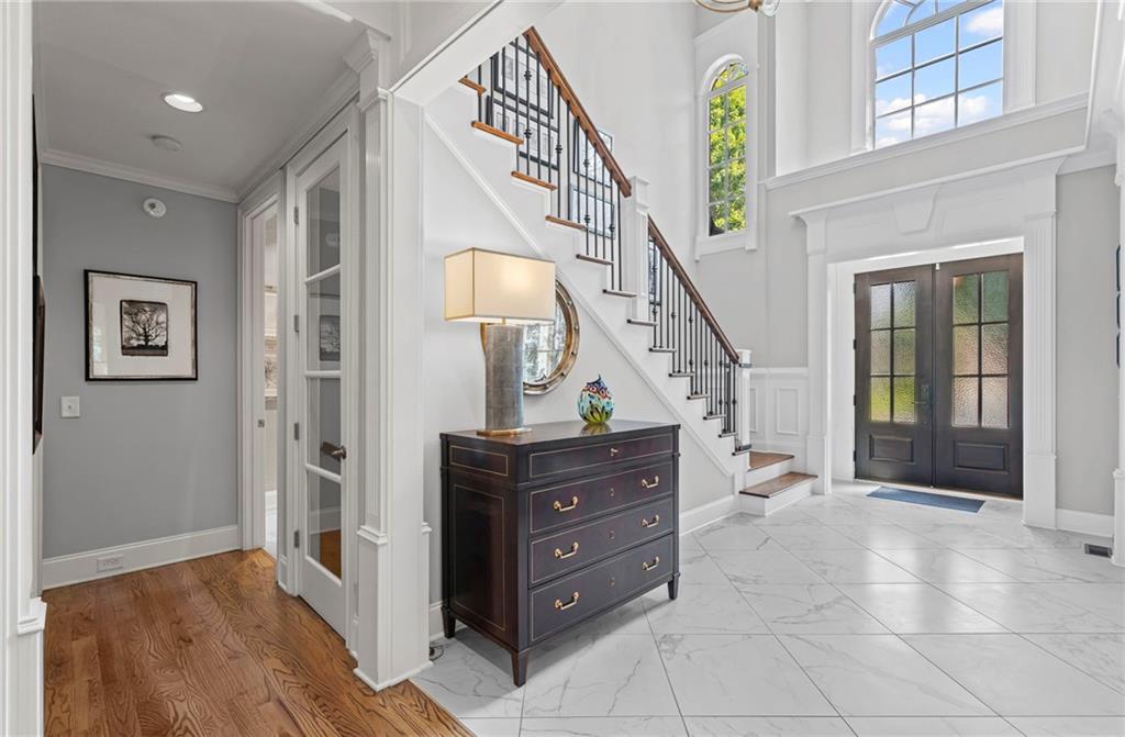 4724 Dudley Lane