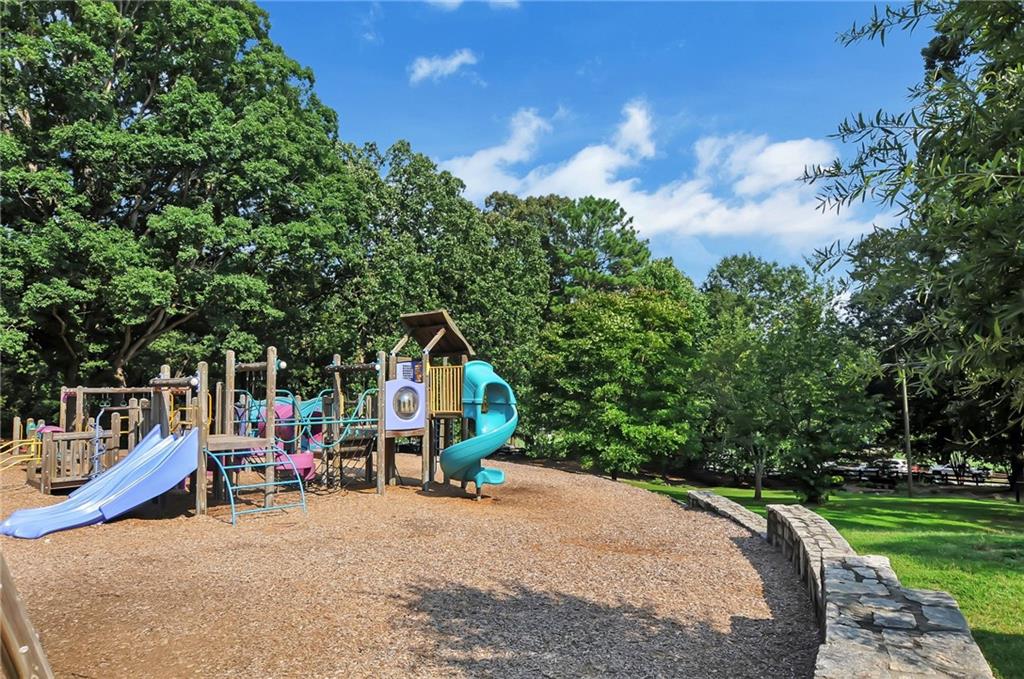 4724 Dudley Lane