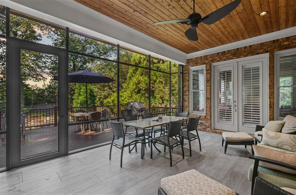 4724 Dudley Lane