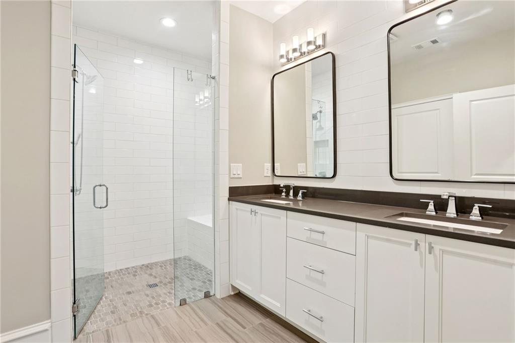 3445 Landen Pine Court NE