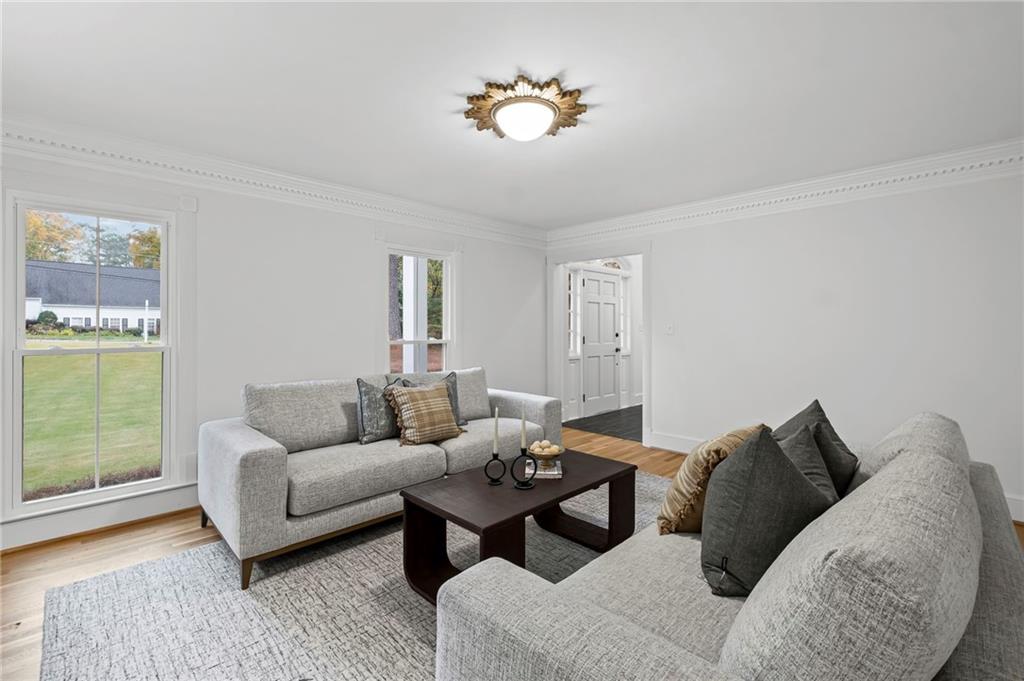 5287 Vernon Lake Drive