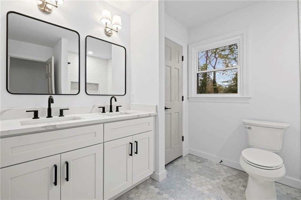 5287 Vernon Lake Drive