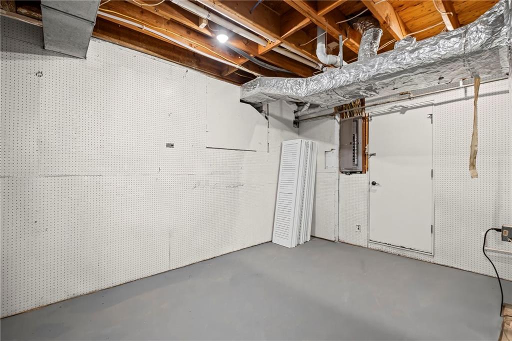 5287 Vernon Lake Drive