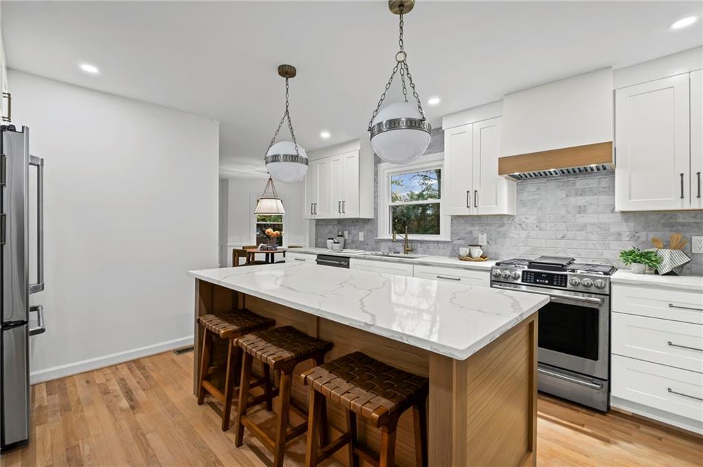 5287 Vernon Lake Drive