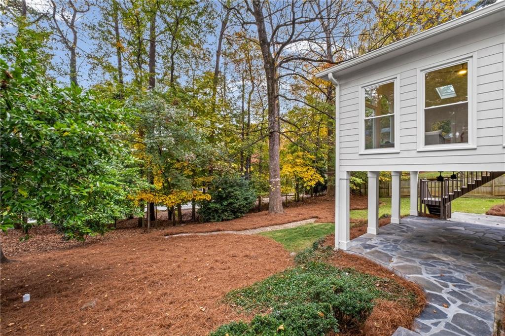 5287 Vernon Lake Drive