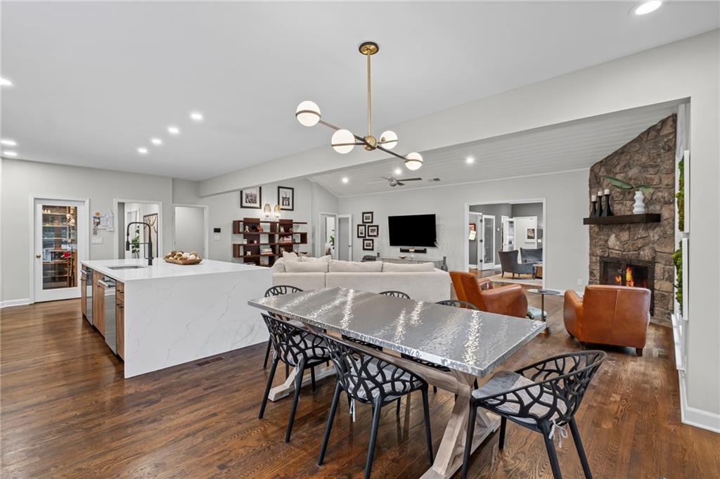 4720 Tall Pines Drive NW