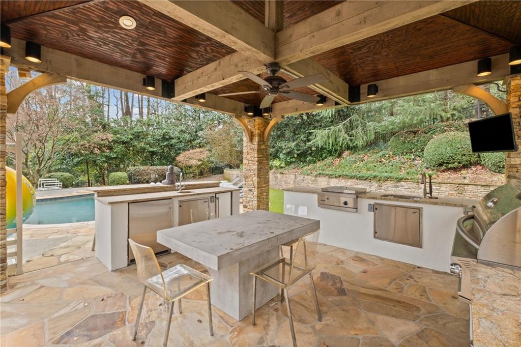 4720 Tall Pines Drive NW