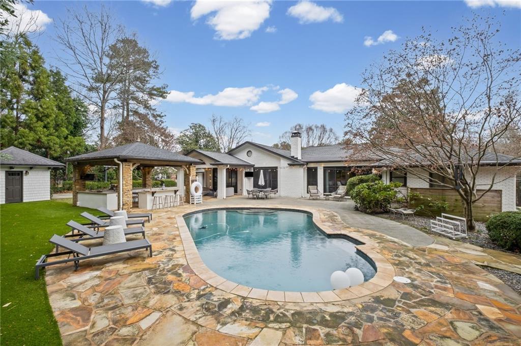 4720 Tall Pines Drive NW