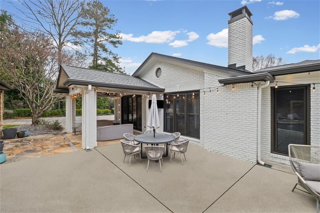 4720 Tall Pines Drive NW