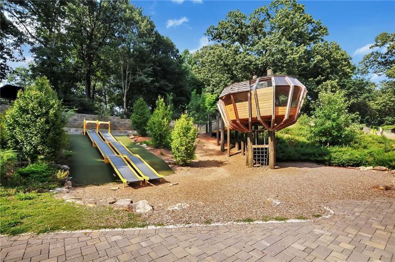 4720 Tall Pines Drive NW