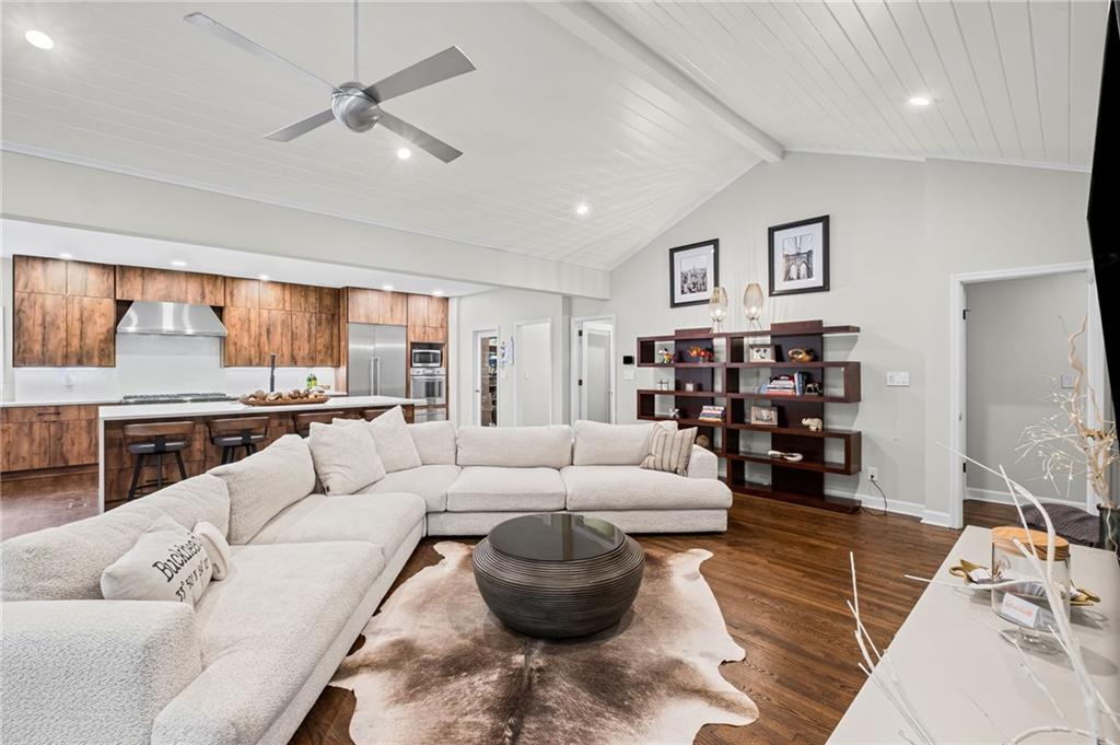 4720 Tall Pines Drive NW