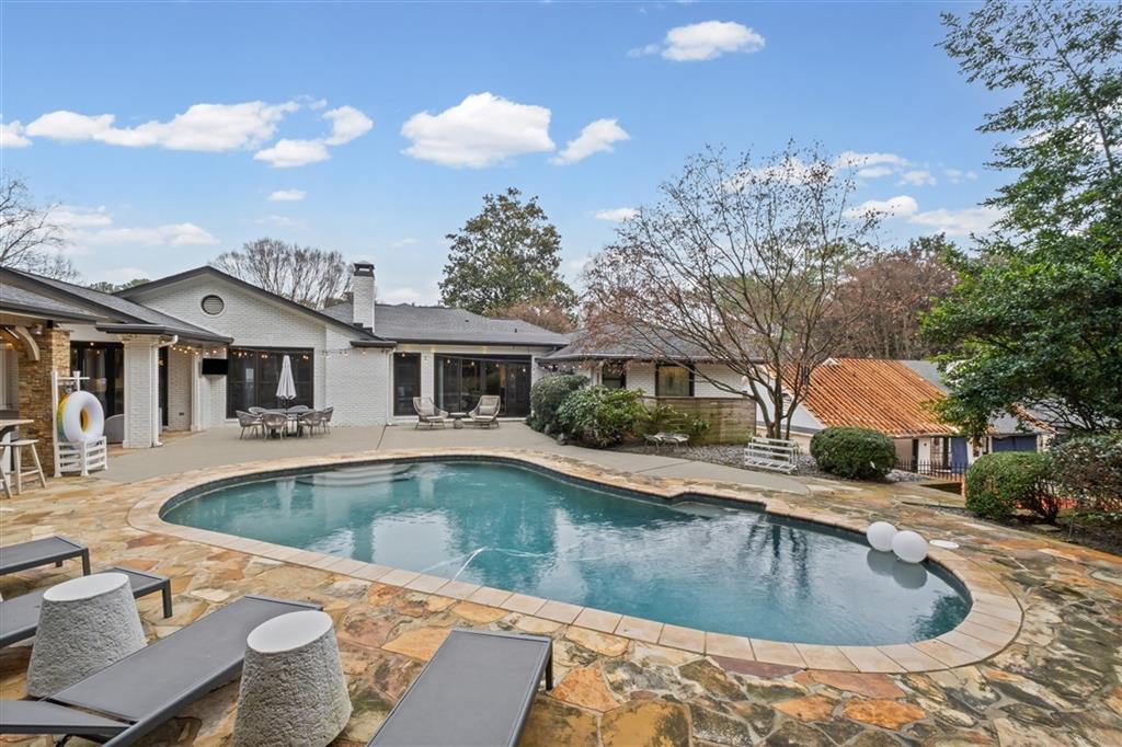 4720 Tall Pines Drive NW