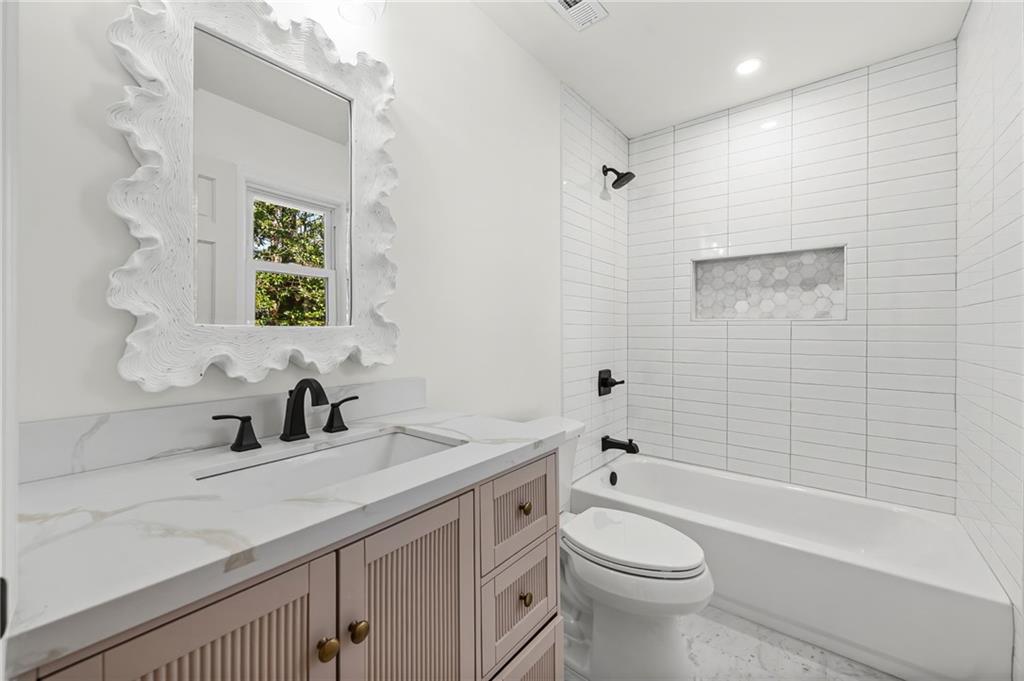 6300 Mountain Brook Lane