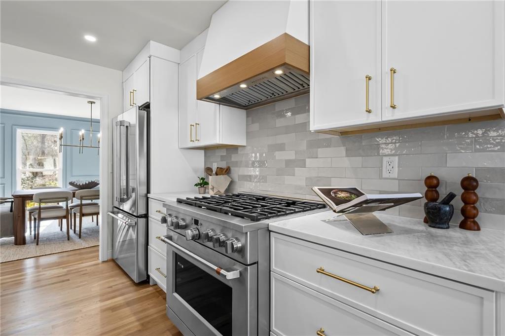 6300 Mountain Brook Lane