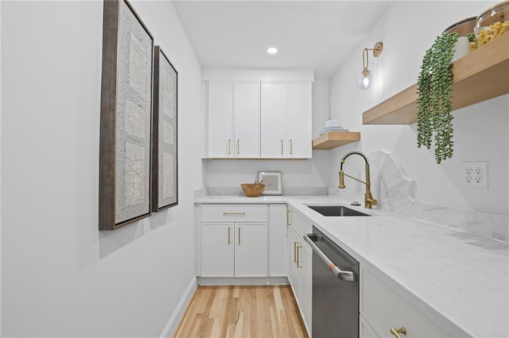 6300 Mountain Brook Lane