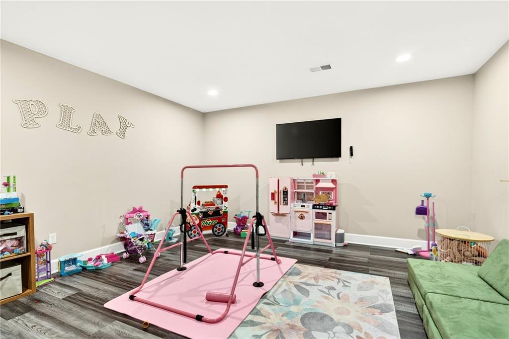 4979 Long Island Drive NW