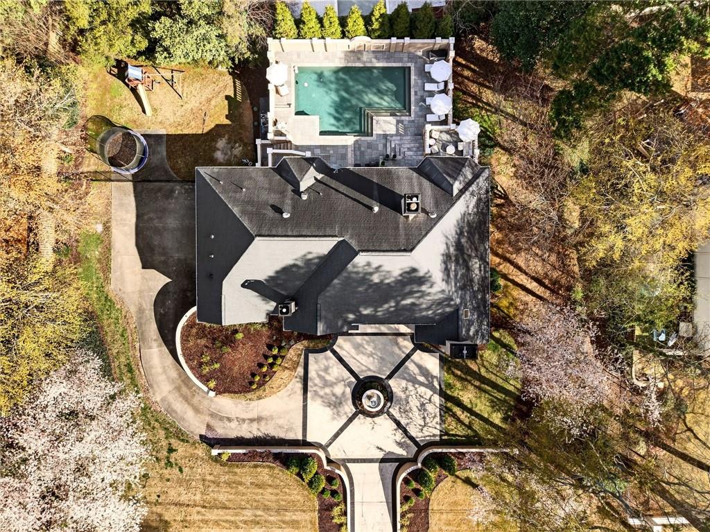 4979 Long Island Drive NW