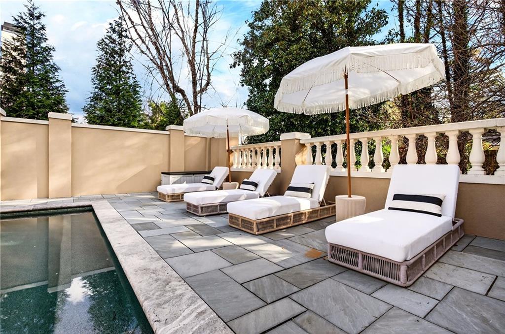 4979 Long Island Drive NW