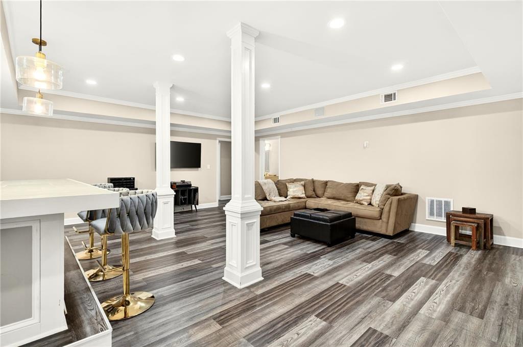 4979 Long Island Drive NW