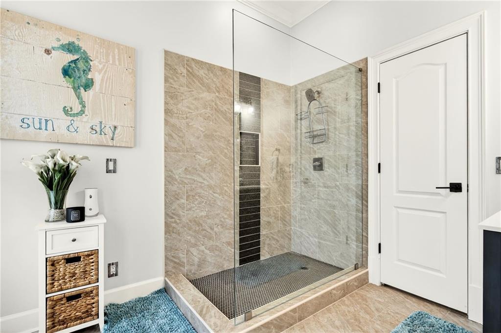 4979 Long Island Drive NW