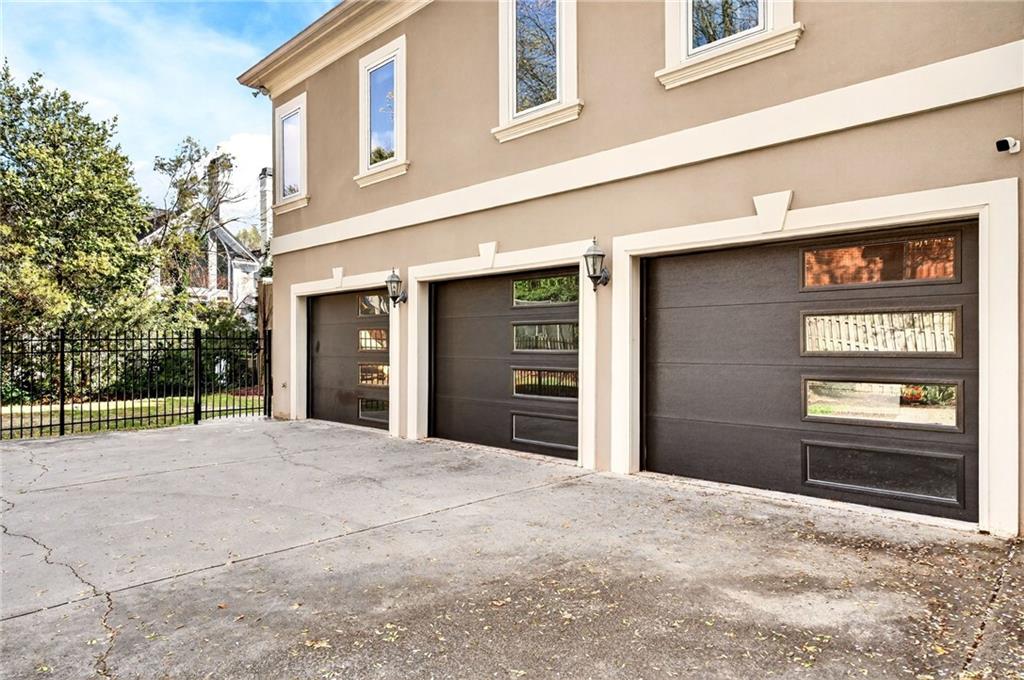 4979 Long Island Drive NW